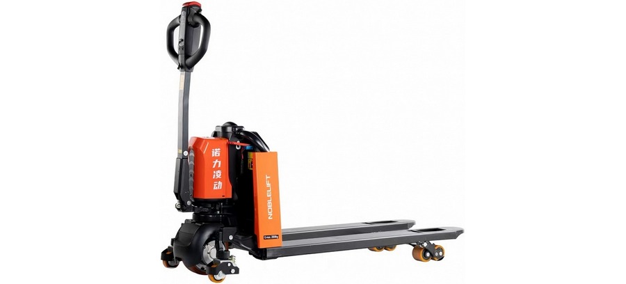 諾力PTE15Q全電動搬運(yùn)車